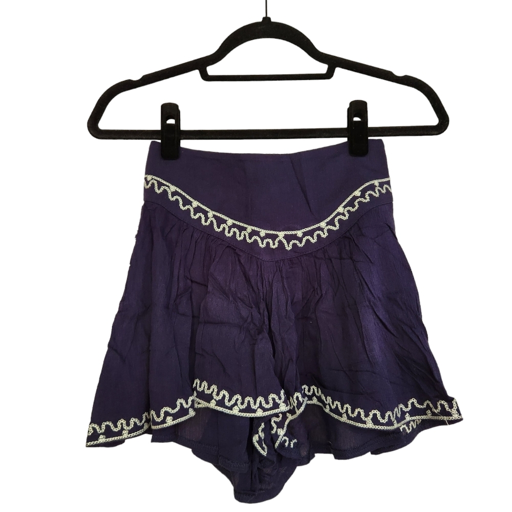 NWT LF Boutique Mieeion Brand Woven Skort Style Shorts - Navy & White